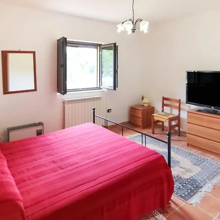 Quaint Holiday In With Garden Сasa de vacaciones *